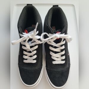 NWOT Airwalk Men's Ollie High Top Sneakers